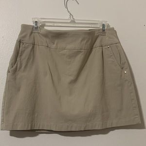 Attire Petite Tan Skirt/Shorts Rayon/Nylon Spandex Size 10P Really Cute Used